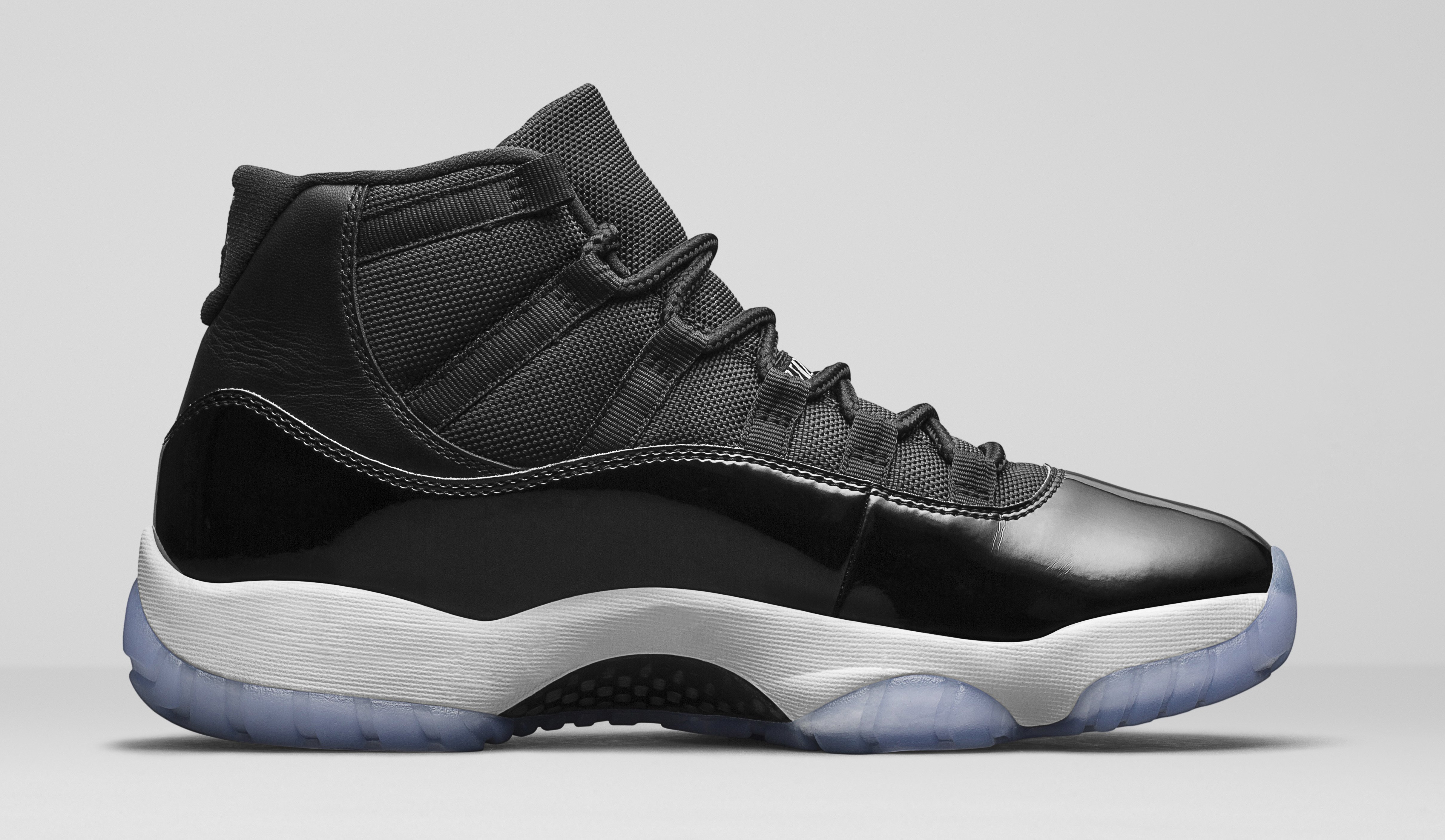 Jordan retro shop 11 space jam