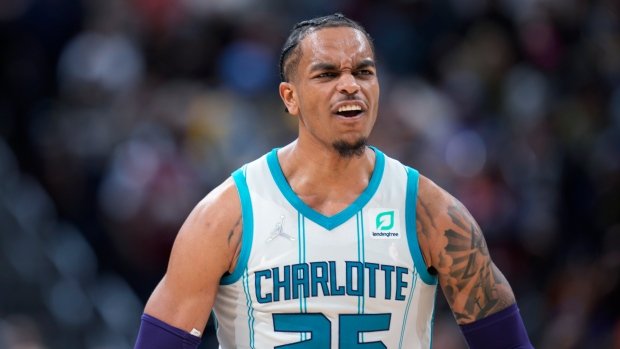 Charlotte Hornets форма